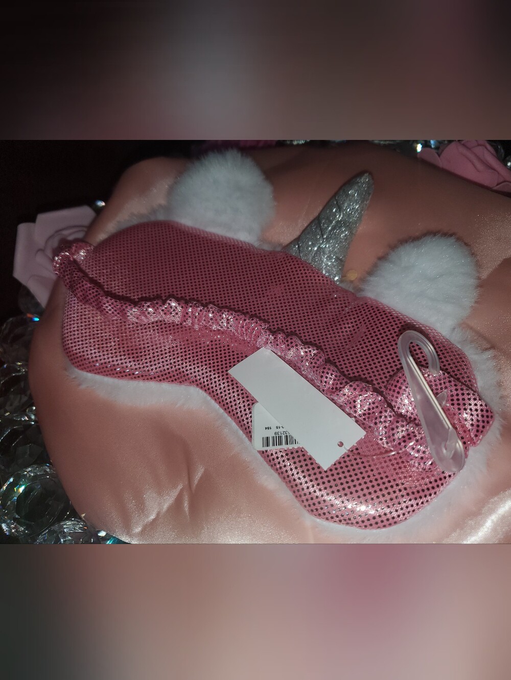 Claire's White Unicorn Eye Mask with Rainbow Holographic Mane and Gold Crown - Picture 2 of 4